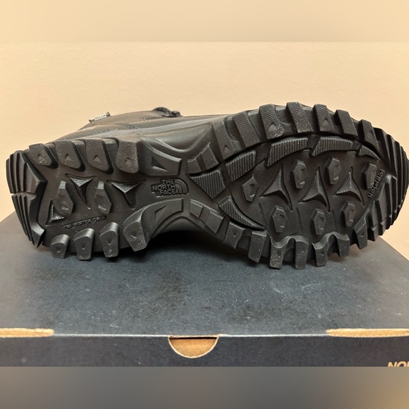 New “The North Face” Storm Strike ll Non Slip Winter Boots - Picture 6 of 6